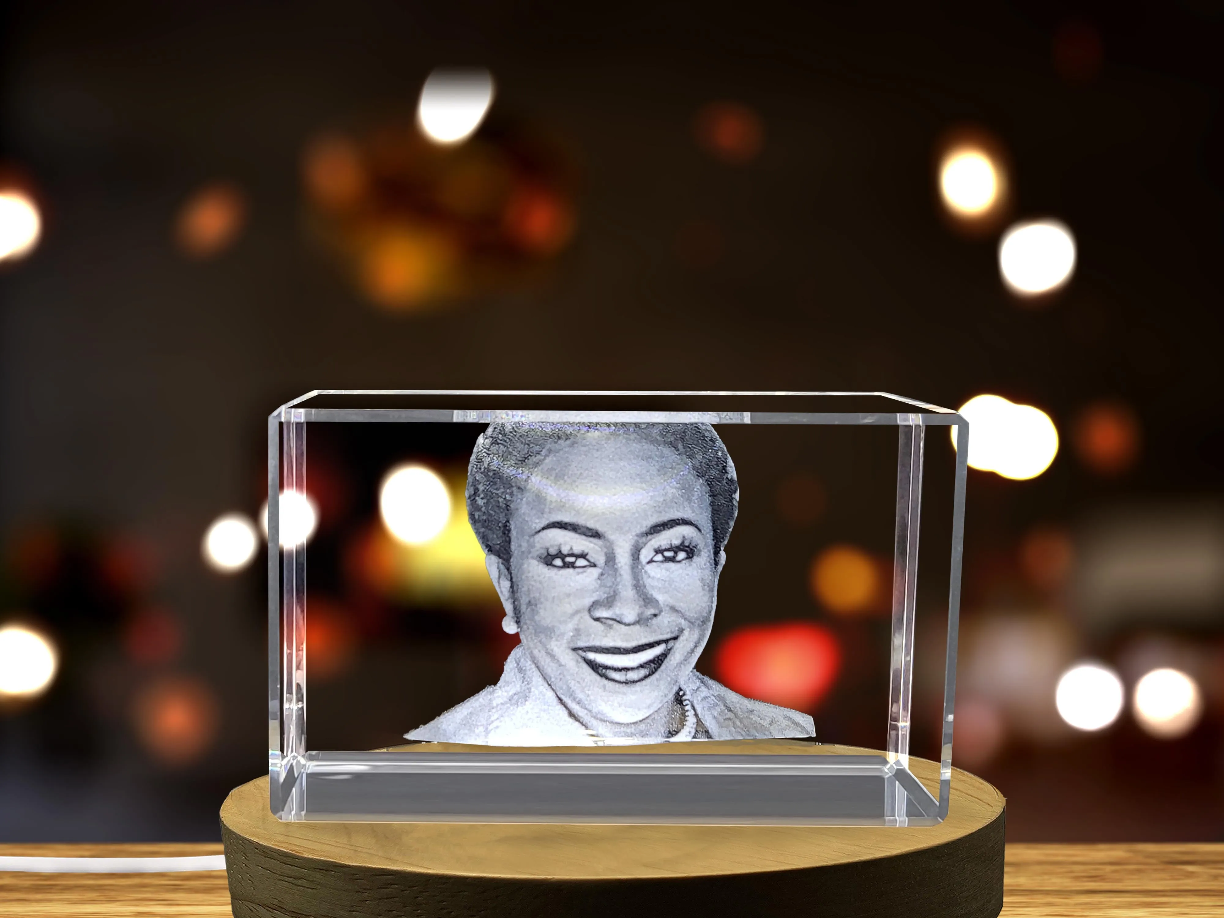 Ona Judge 3D Engraved Crystal - Honor the Legacy of a Trailblazing Photographer