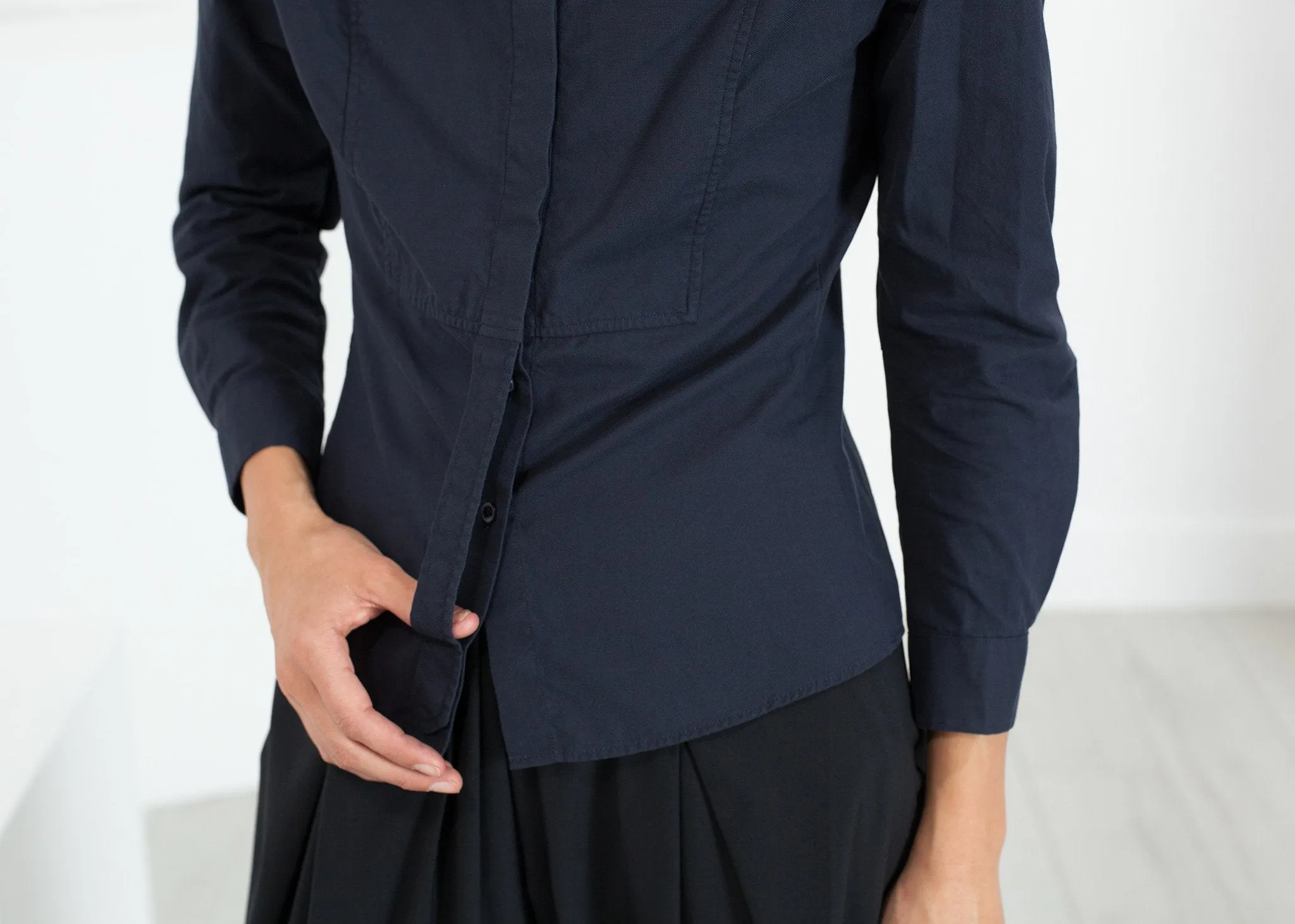 Wrinkled Tux Shirt in Navy